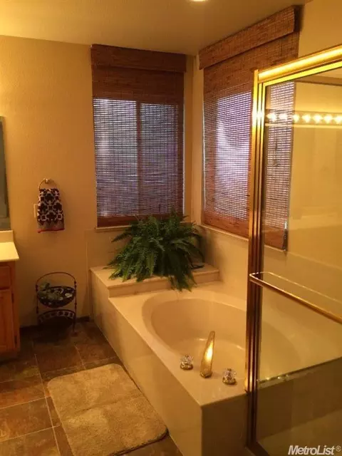 1861 Summertime Dr, Tracy, CA 95376 photo 15