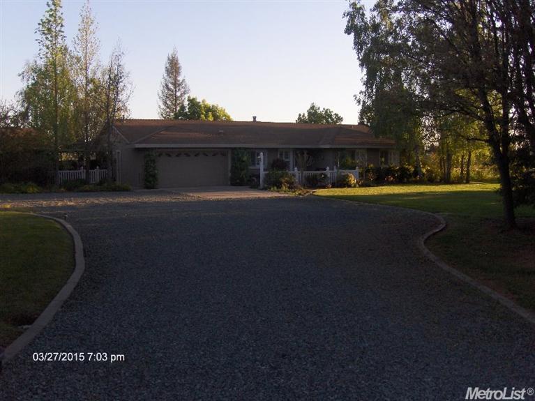11766 Walmort Rd, Wilton, CA 95693 photo 2