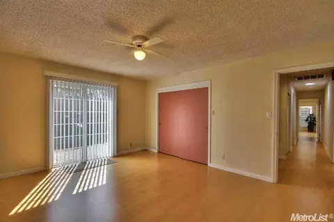 3521 Garfield Ave, Carmichael, CA 95608 photo 14
