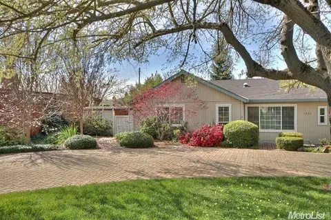 3521 Garfield Ave, Carmichael, CA 95608 photo 4