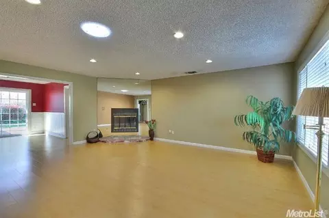 3521 Garfield Ave, Carmichael, CA 95608 photo 6