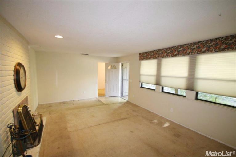 2509 Carmichael Way, Carmichael, CA 95608 photo 8
