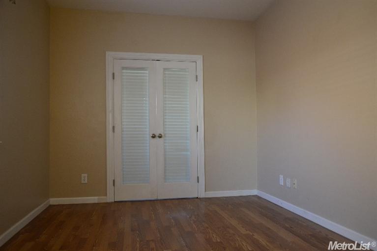 8213 Falcon View Dr, Antelope, CA 95843 photo 4