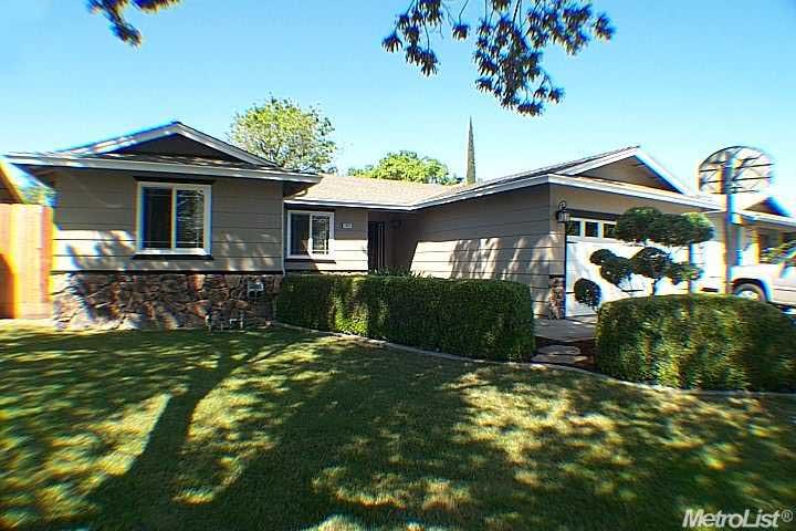 1925 Monte Verde Ave, Modesto, CA 95350 photo 1