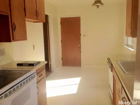 3908 Henderson Way, Carmichael, CA 95608 photo 6