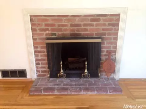 3908 Henderson Way, Carmichael, CA 95608 photo 4