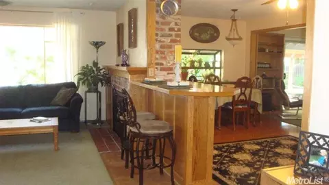 4713 Melvin Dr, Carmichael, CA 95608 photo 7