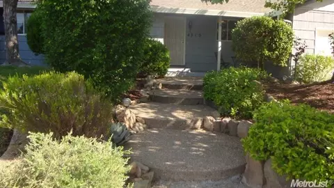 4713 Melvin Dr, Carmichael, CA 95608 photo 3