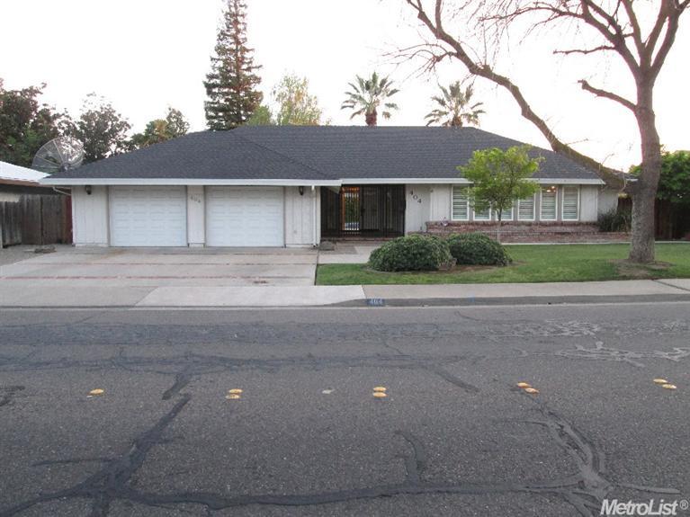 404 W Rumble, Modesto, CA 95355 photo 1