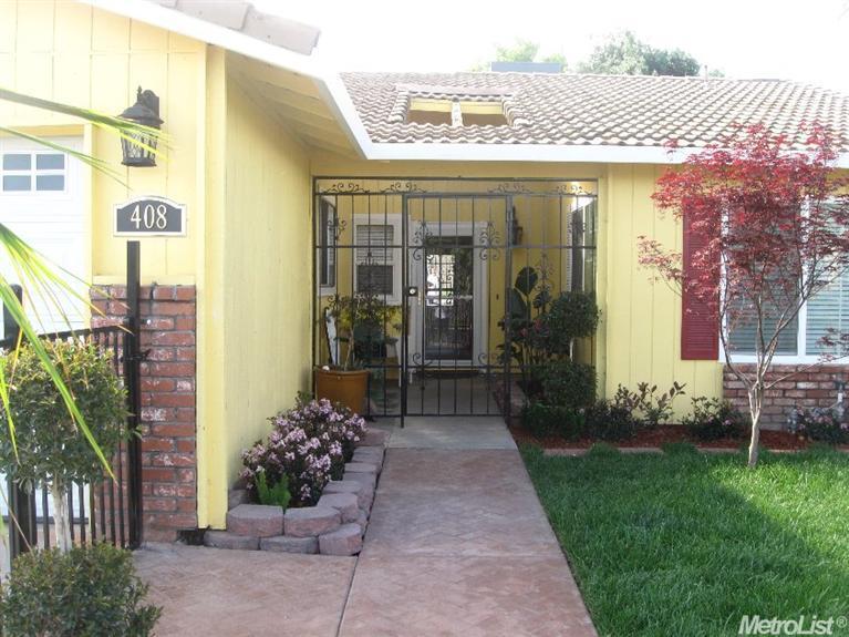 408 Cedar Ct, Lodi, CA 95240 photo 3