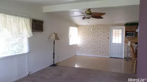 1502 Placer Ave, Modesto, CA 95358 photo 6