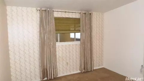 1502 Placer Ave, Modesto, CA 95358 photo 9