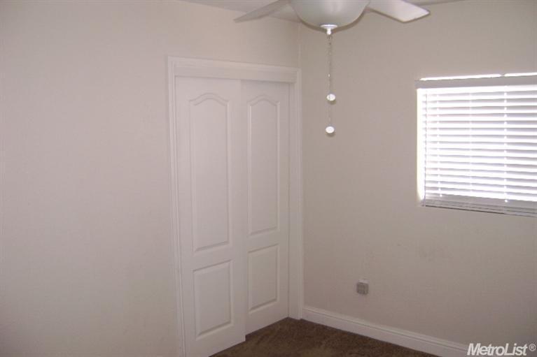 2316 Dora St, Modesto, CA 95354 photo 10