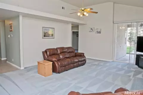 748 Willow Ave, Manteca, CA 95337 photo 5