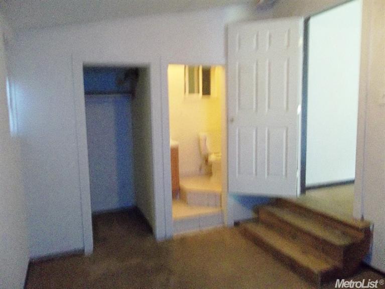 411 Spruce St, Modesto, CA 95351 photo 5