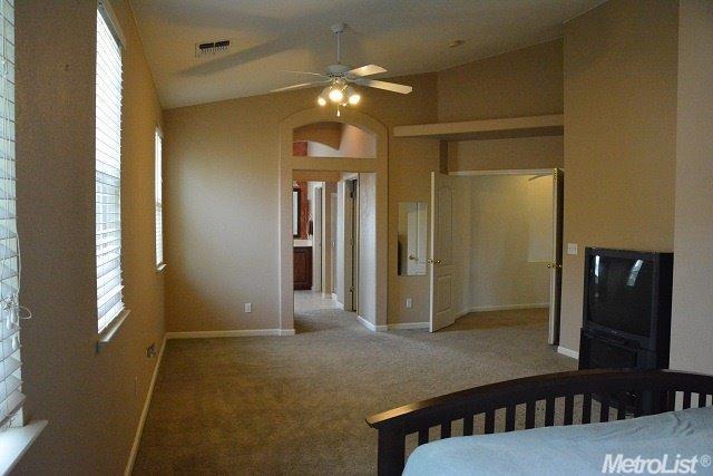 7750 Antelope Run Dr, Antelope, CA 95843 photo 2