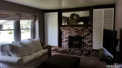1328 Hidden Glen Dr, Modesto, CA 95355 photo 5