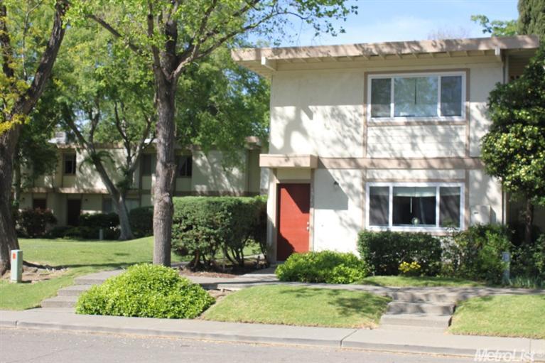 1581 Drake Dr, Davis, CA 95616 photo 1