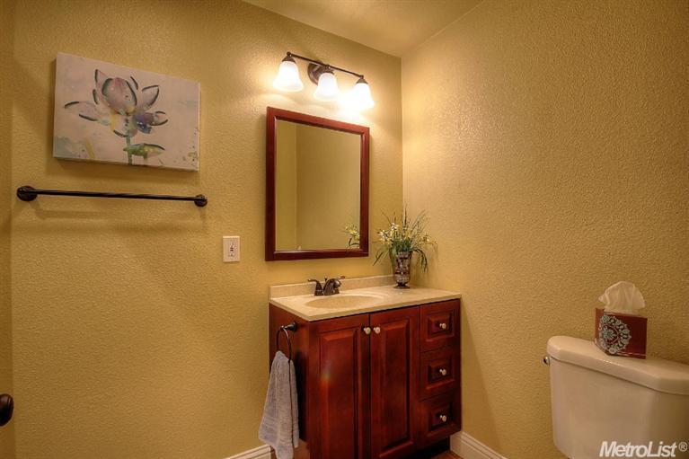 248 Fairland Ave, Modesto, CA 95357 photo 17