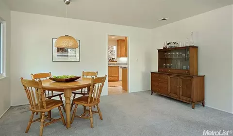 704 Mulberry Ln, Davis, CA 95616 photo 7