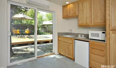 704 Mulberry Ln, Davis, CA 95616 photo 21