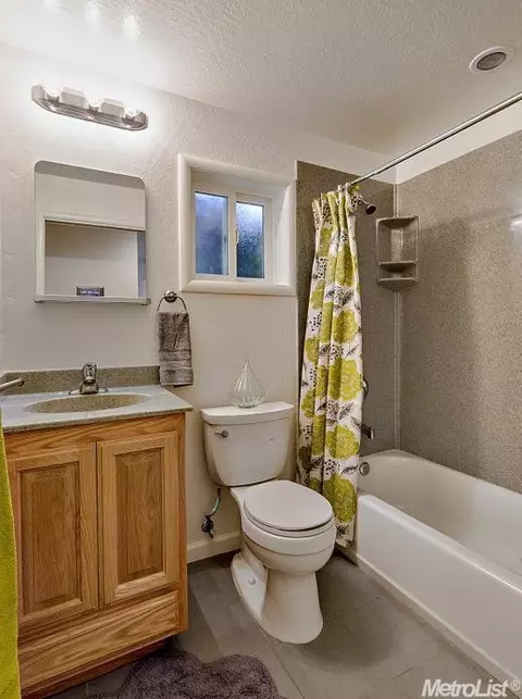 704 Mulberry Ln, Davis, CA 95616 photo 20
