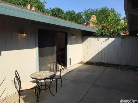 1119 Halifax Ave, Davis, CA 95616 photo 2