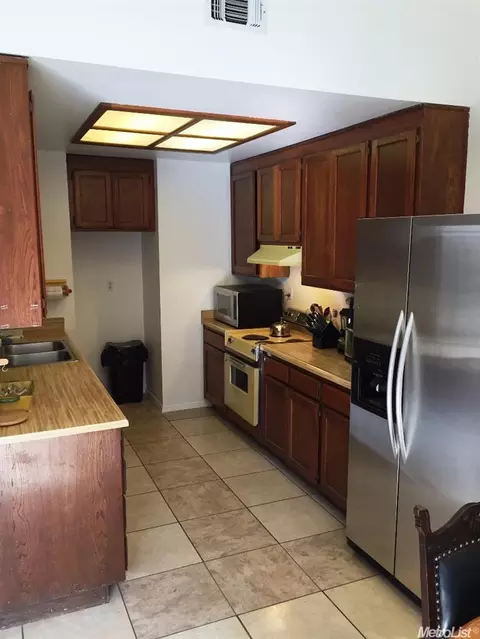 1119 Halifax Ave, Davis, CA 95616 photo 3