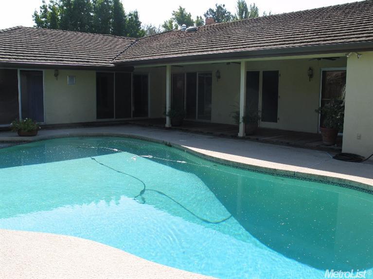 1718 Edgewood Dr, Lodi, CA 95240 photo 9