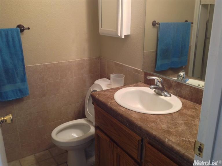 359 Elgin Ave, Lodi, CA 95240 photo 8