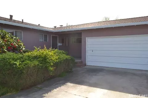 831 N Ham Ln, Lodi, CA 95242 photo 1
