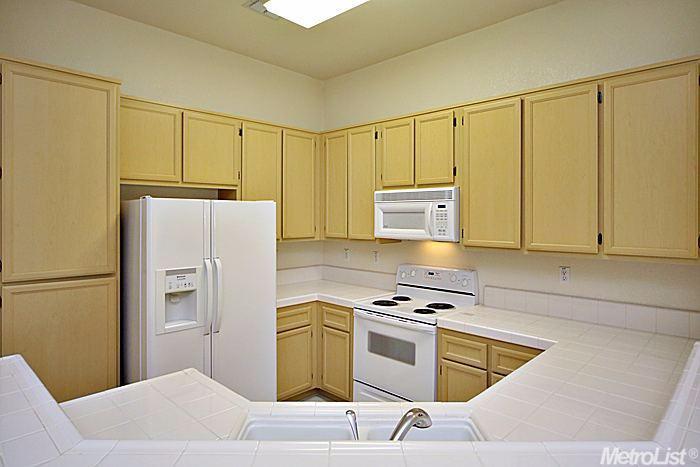2335 Caravaggio Dr, Davis, CA 95618 photo 4