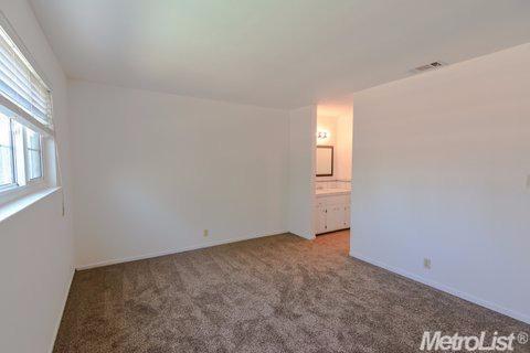 1111 Edison St, Manteca, CA 95336 photo 9