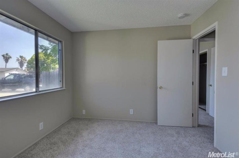 631 Alpine Ave, Manteca, CA 95336 photo 11