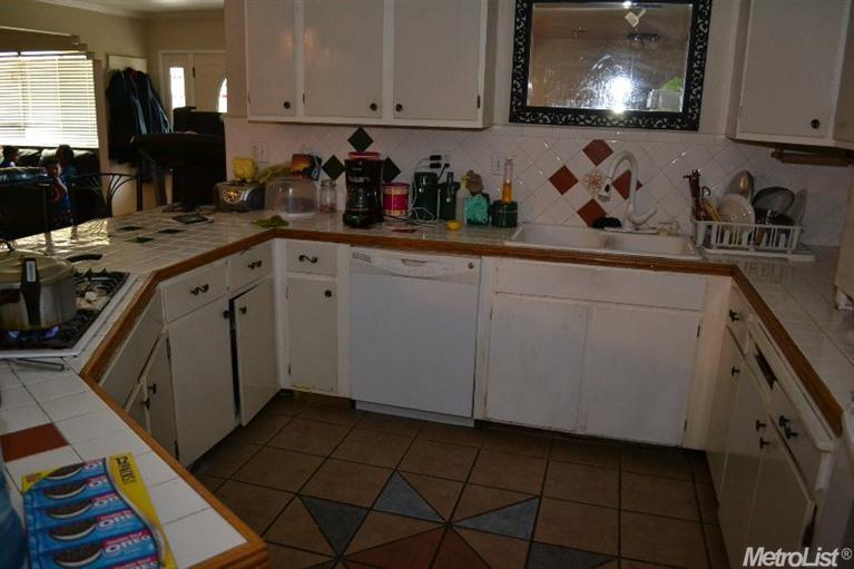 2305 River Rd, Modesto, CA 95351 photo 8