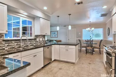 5600 Ranchero Way, Carmichael, CA 95608 photo 6