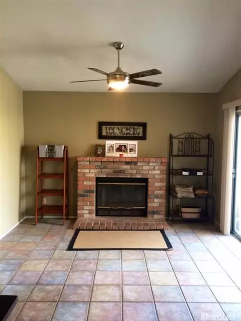 417 Cassidy Ct, Modesto, CA 95356 photo 7