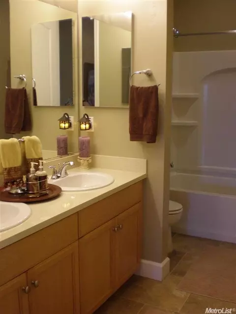 3575 Levanto Way, Manteca, CA 95337 photo 18