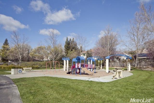 1833 Arena Dr, Davis, CA 95618 photo 24