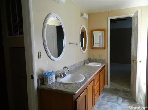 10 Whispering Way, Lodi, CA 95242 photo 19