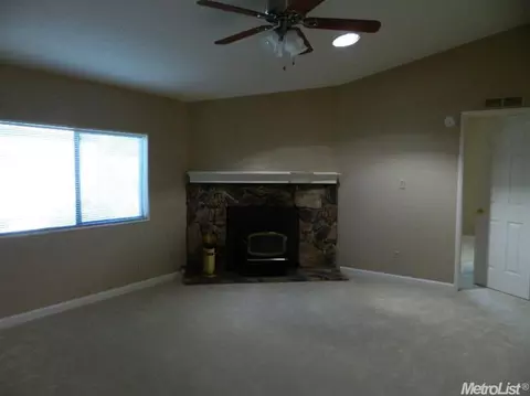 10 Whispering Way, Lodi, CA 95242 photo 14