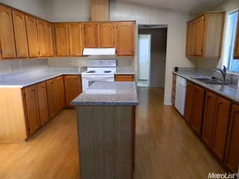 10 Whispering Way, Lodi, CA 95242 photo 5