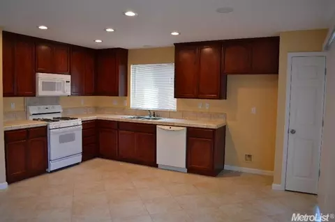 4305 Winje Dr, Antelope, CA 95843 photo 6
