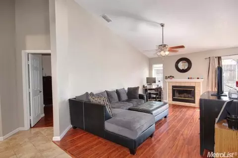 8616 Oakenshield Cir, Antelope, CA 95843 photo 3
