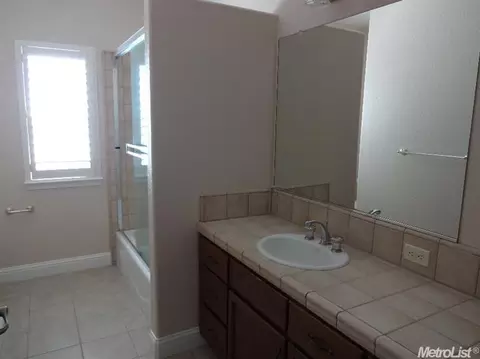 1548 Springhaven Way, Lodi, CA 95242 photo 5