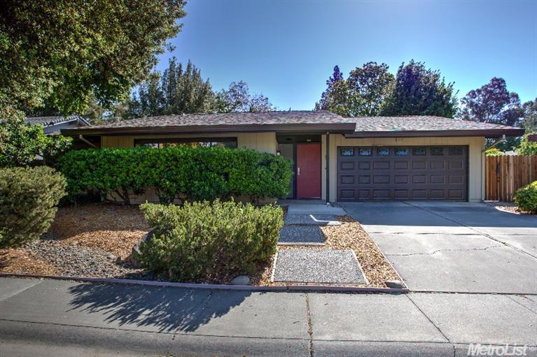 1514 Sycamore Ln, Davis, CA 95616 photo 1