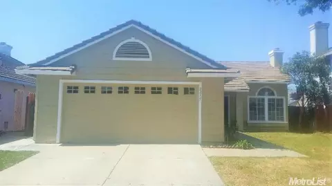 2217 Inglenook Dr, Modesto, CA 95358 photo 1
