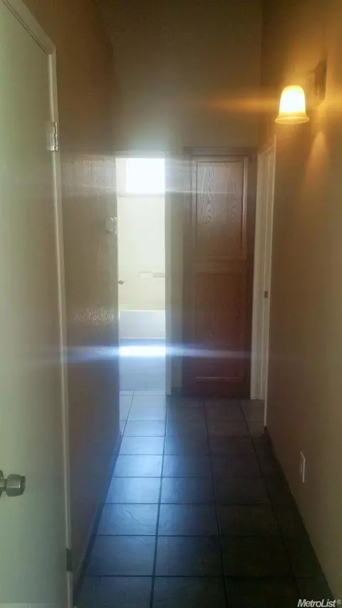 2217 Inglenook Dr, Modesto, CA 95358 photo 7