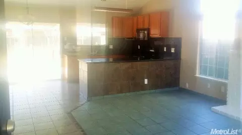2217 Inglenook Dr, Modesto, CA 95358 photo 2