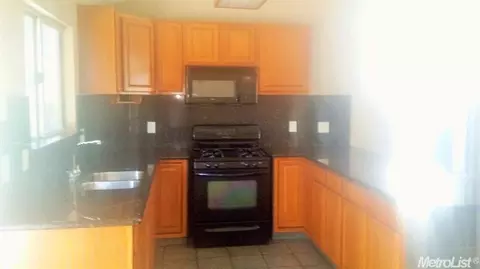 2217 Inglenook Dr, Modesto, CA 95358 photo 14